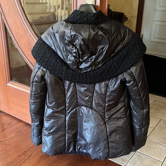 Mackage Black Jacket - Picture 2 of 2